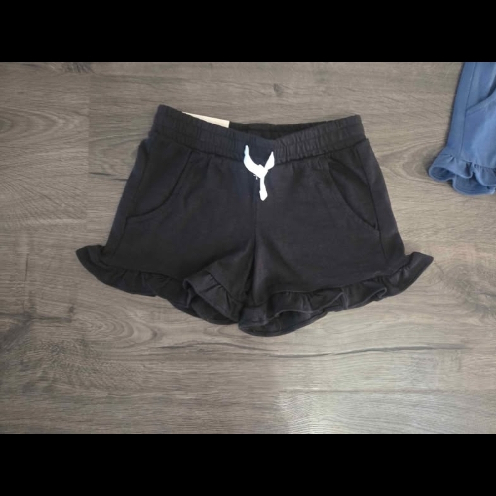 SO Girls Ruffle Shorts Size 4/5 NWT - Picture 2 of 3